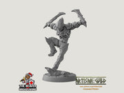 Scourgeland Survivor D dnd mini - Dungeons and Dragons | Male | Fighter | Rogue | Human 5e Fantasy Pathfinder 2e 5e Tabletop | Mini RPG